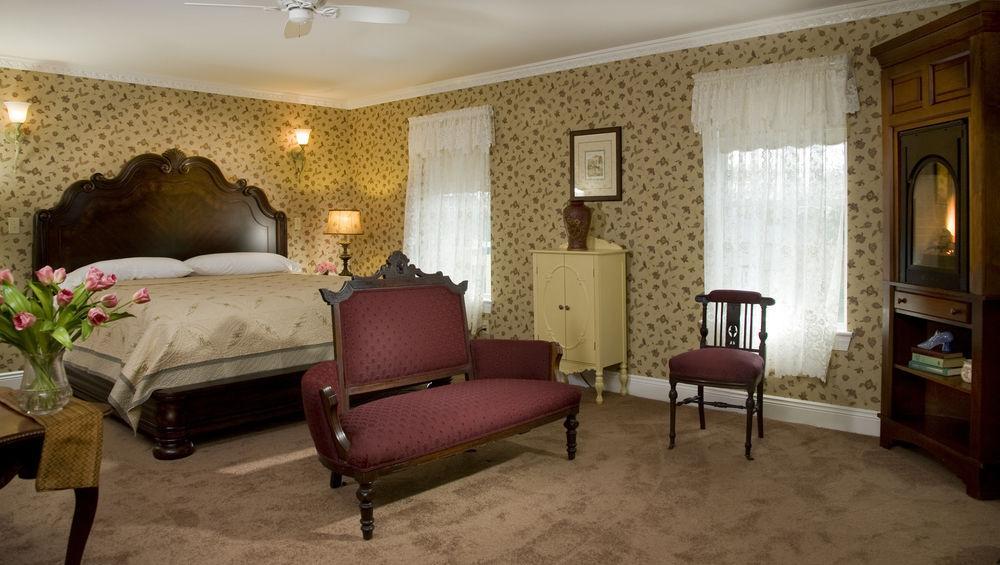Wilbraham Mansion Hotel Cape May Exterior photo
